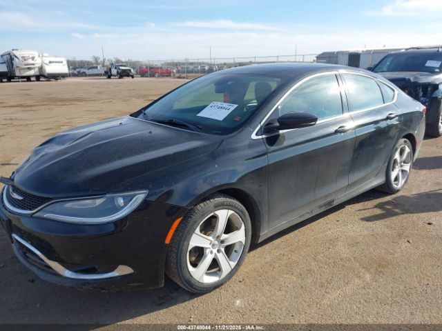 Chrysler 200 C Image 8