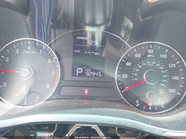 Kia Forte Lx Image 13