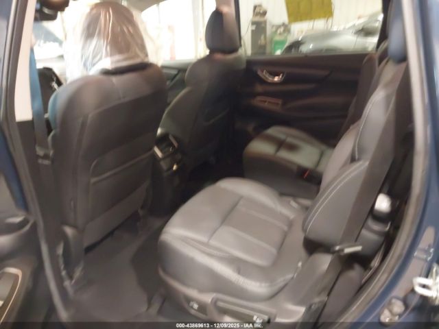 Subaru Ascent Limited 7-passenger Image 5