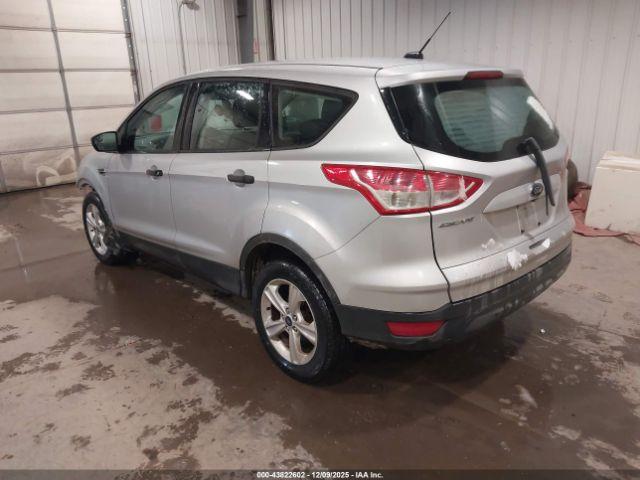 Ford Escape S Image 3