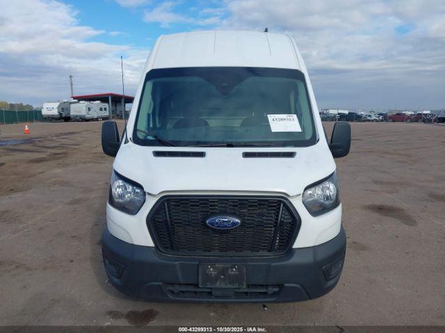 Ford Transit Image 11