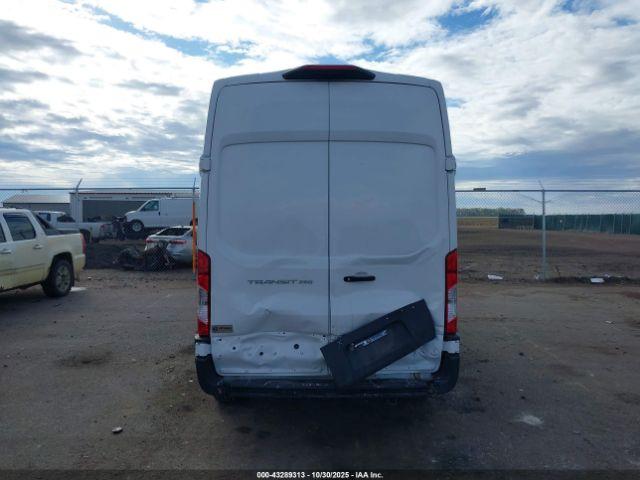 Ford Transit Image 14