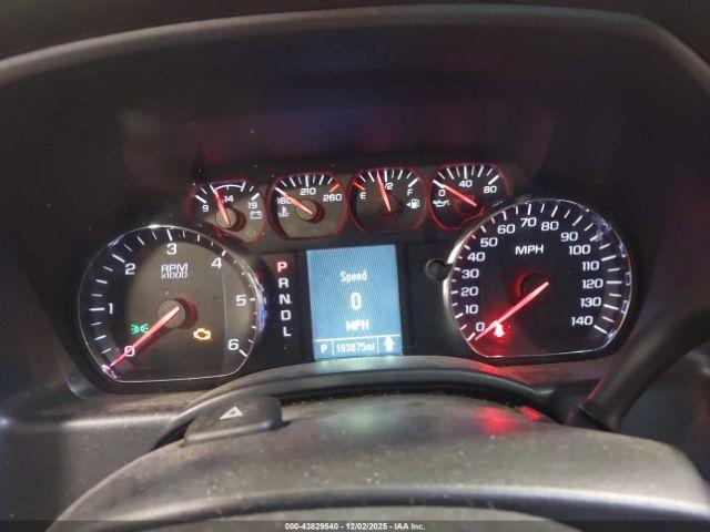 Chevrolet Silverado 1500 Wt Image 3