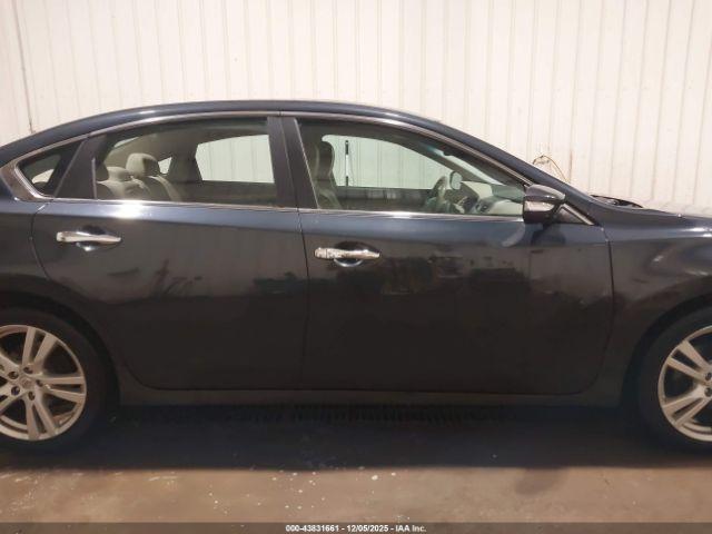 Nissan Altima Image 7