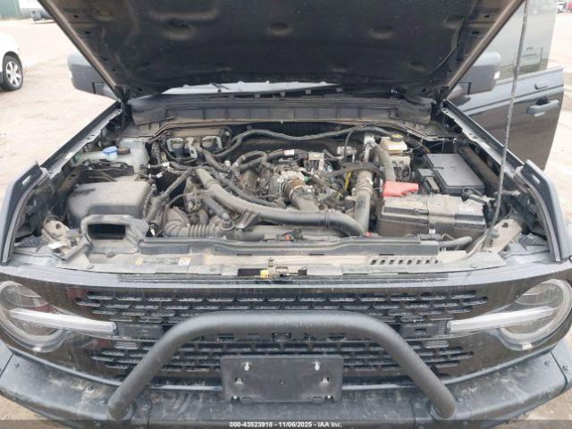 Ford Bronco Wildtrak Image 2